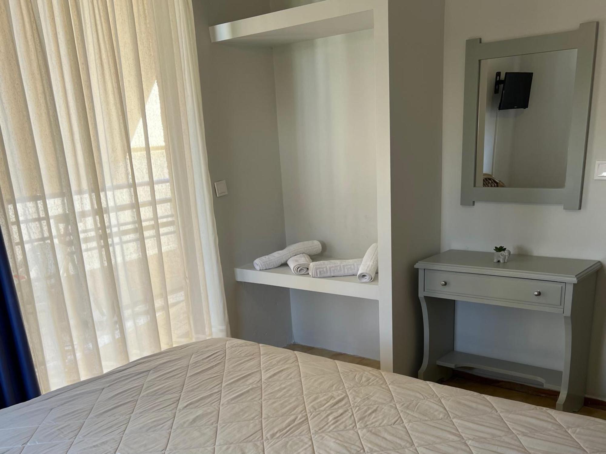 Konstantinos Apartments تولو المظهر الخارجي الصورة